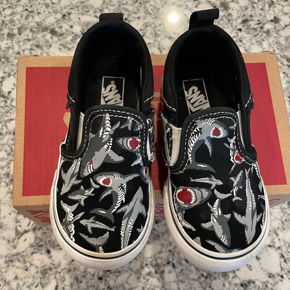 VANS toddler size 7 slip on shoes